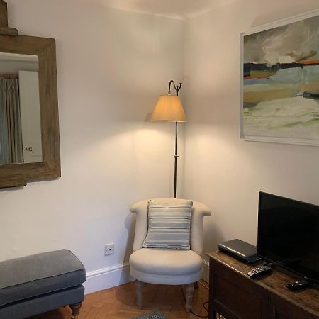 Masons Cottage, An Idyllic Retreat In An Area Of Outstanding Beauty, Close To Blenheim Palace, Oxford & The Cotswolds Stonesfield Экстерьер фото