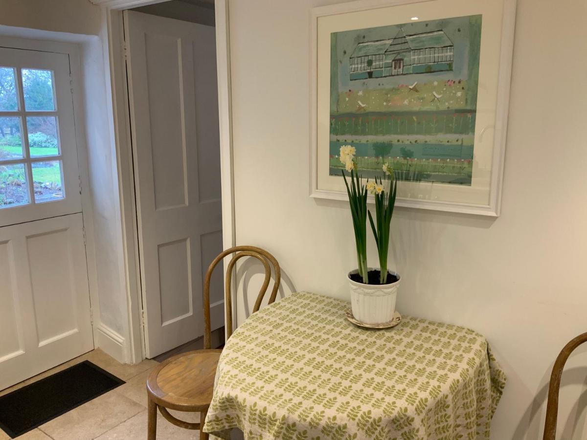 Masons Cottage, An Idyllic Retreat In An Area Of Outstanding Beauty, Close To Blenheim Palace, Oxford & The Cotswolds Stonesfield Экстерьер фото